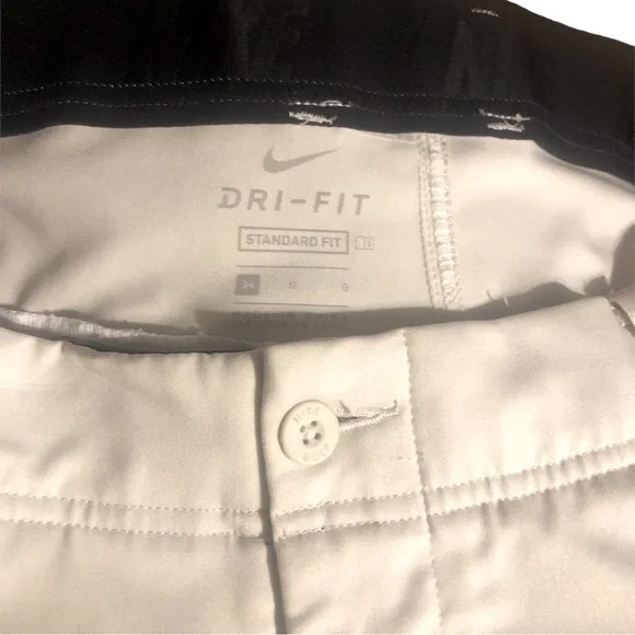 Nike Dri Fit Shorts Standard Fit Flat Front White Activewear Golfing Classic 34 - Picture 3 of 7